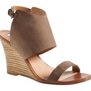 Halogen Clarette Suede Wedge Sandal Taupe Size 8